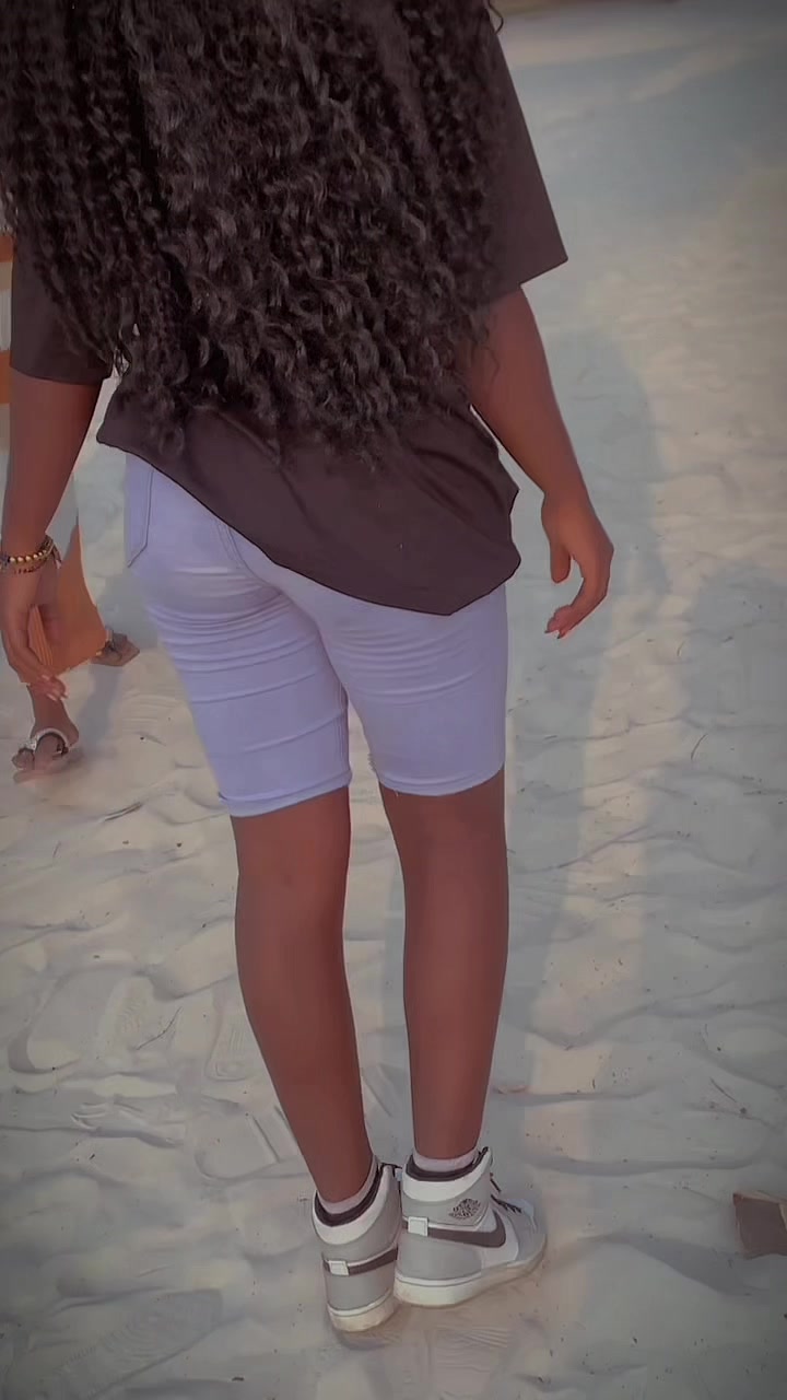 @Eliana Menga