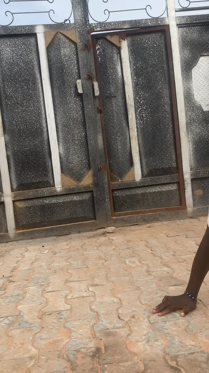 @Str&euml;&egrave;t D&atilde;&ntilde;&ccedil;&euml;r 00&sup1;