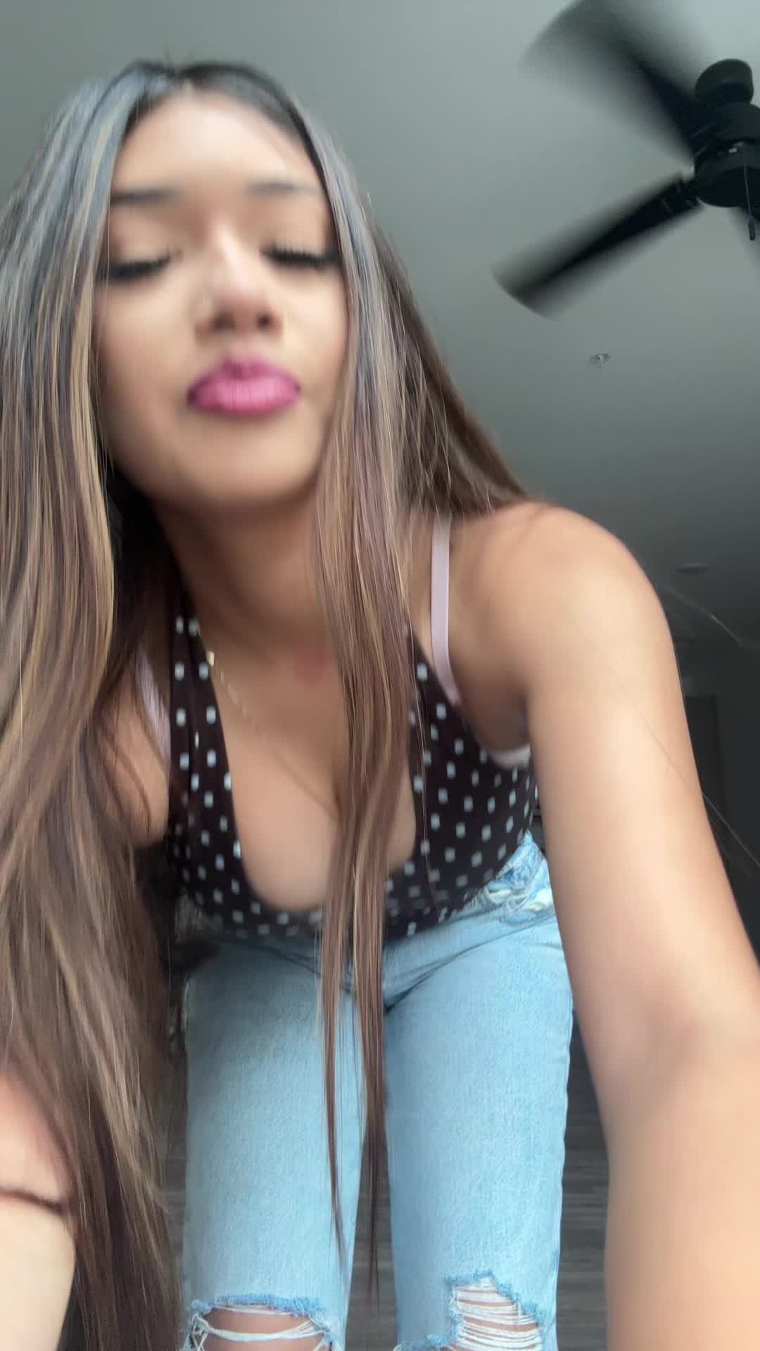 @𝒴𝒶𝓇𝑒𝓁𝒾