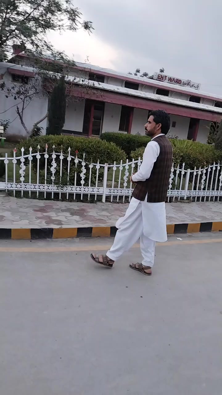 @ناصر خان وزیر