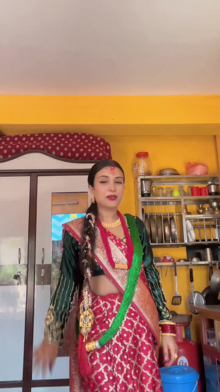 @Ayushu🤪