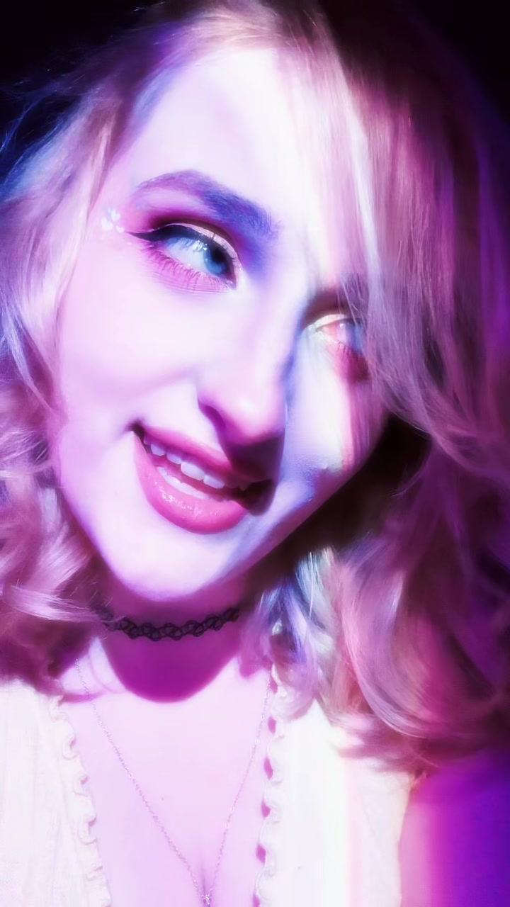 @𝚕𝚒𝚣𝚣𝚒𝚎