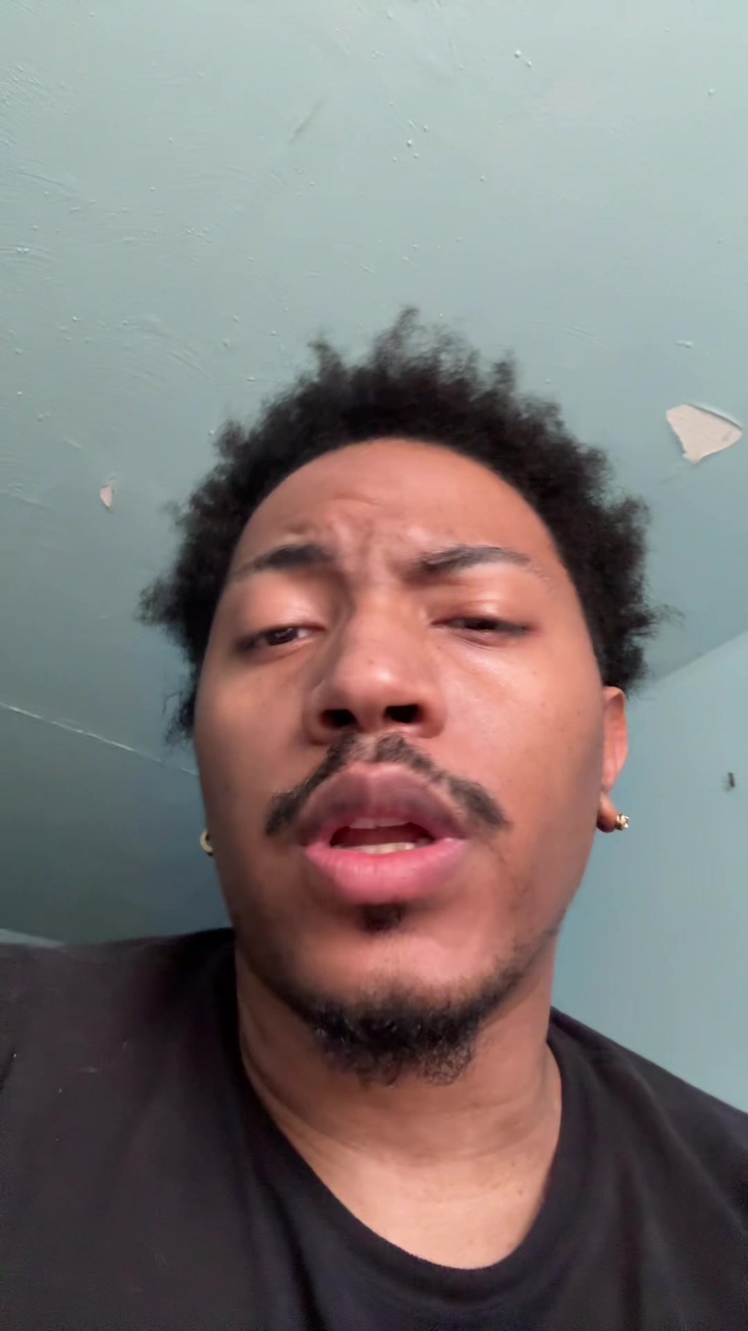 @EYHU