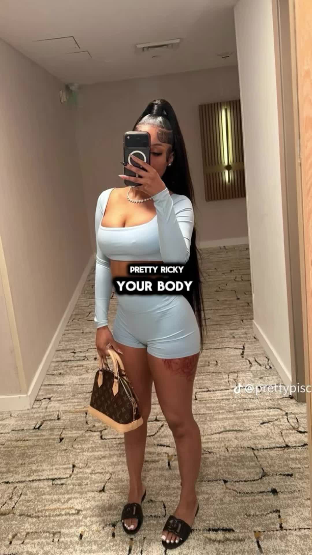 @👸🏽