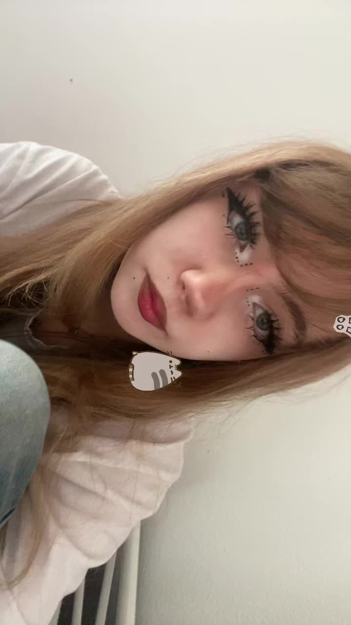 @FEMBOY GOONER ﾒ𝟶