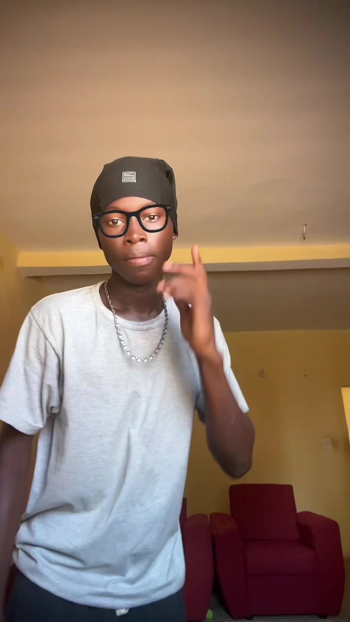 @@bise___xeucha🇸🇳😜🧠
