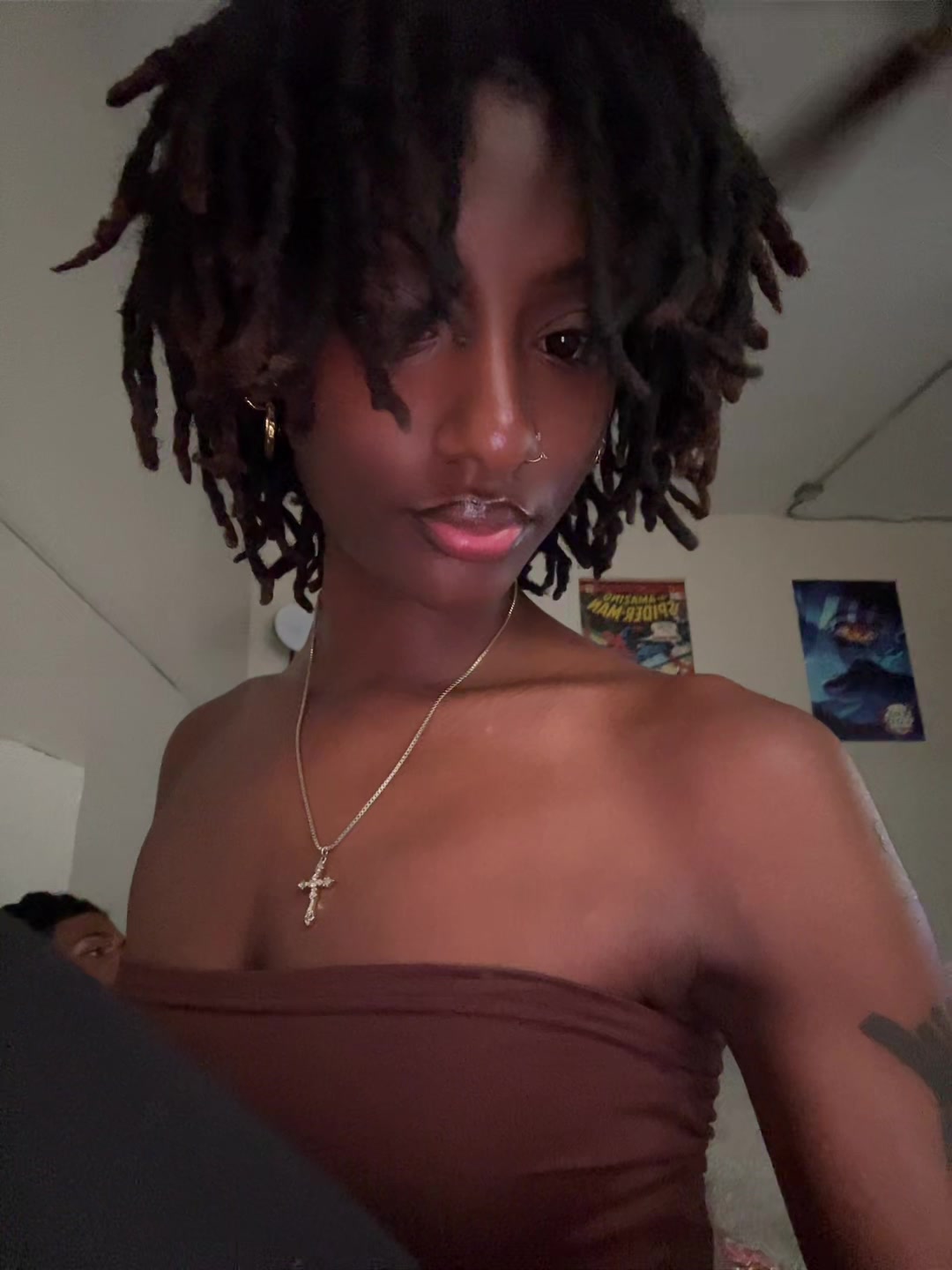 @angellynne._