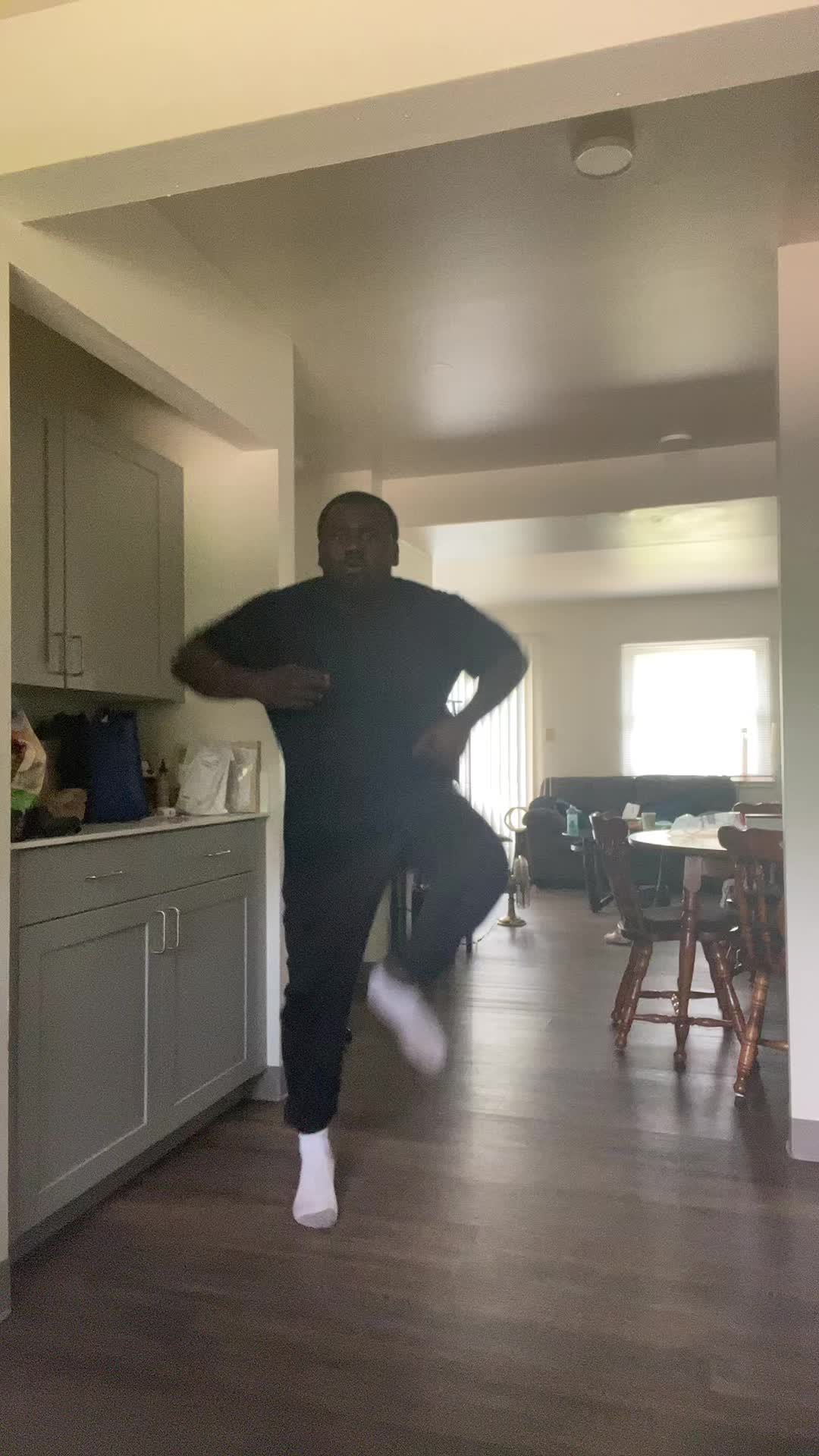 @liljonahn
