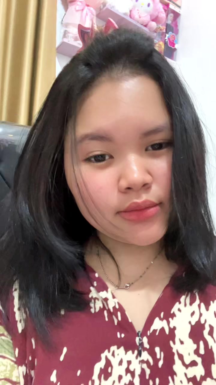 @Nisaa18