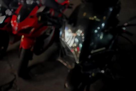 @J Red 98
