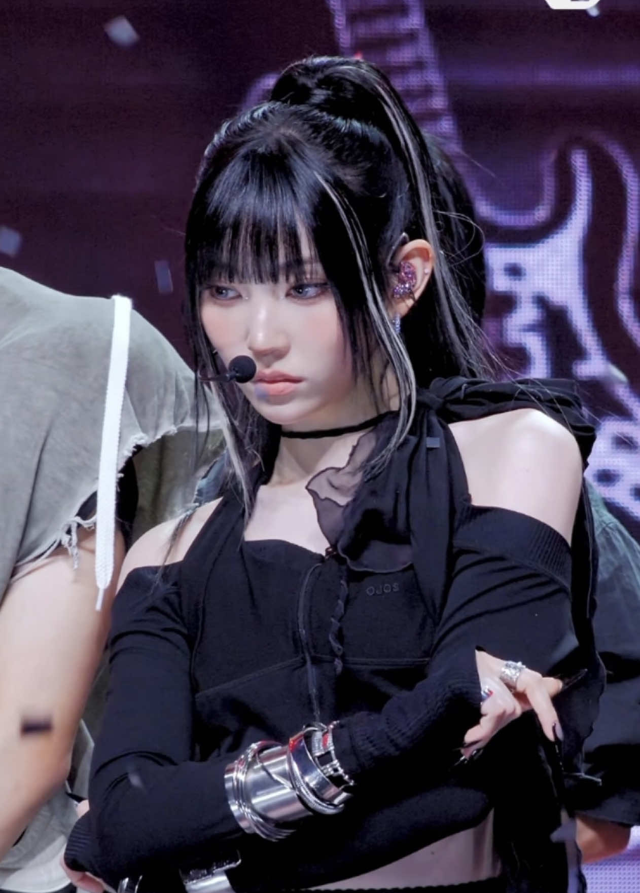 @K-pop Glitchcore