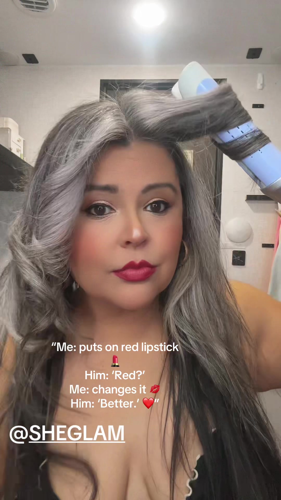 @chellasmiles