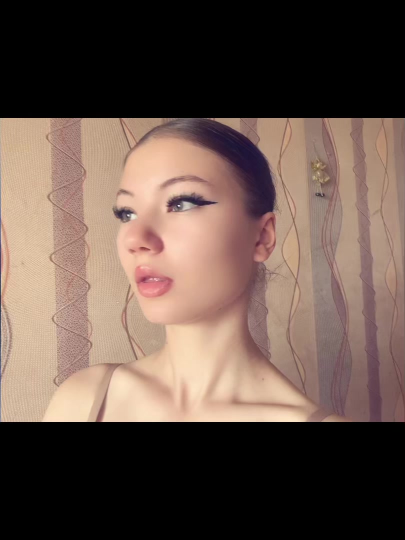 @Юлия 💋