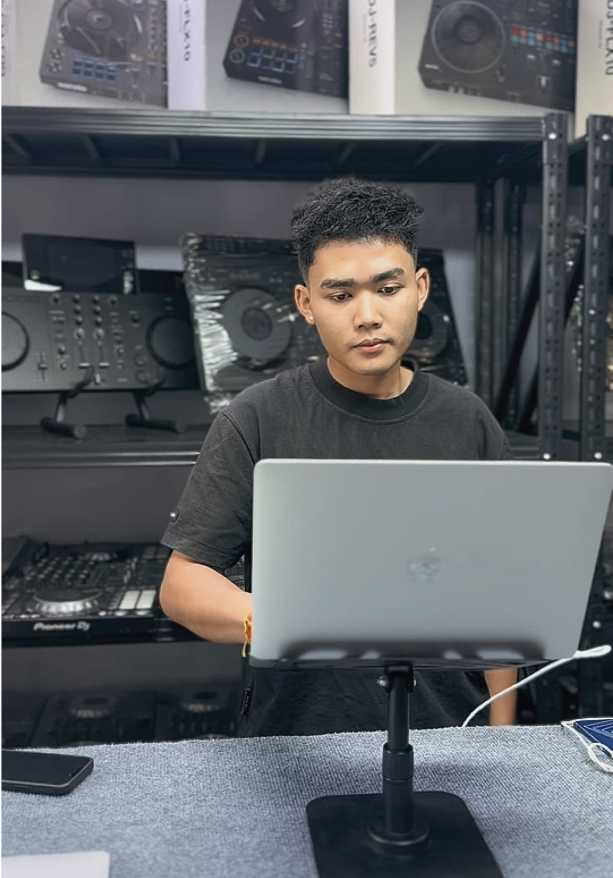 @BIG BOSS Dj Store ๐ฐ๐ญ