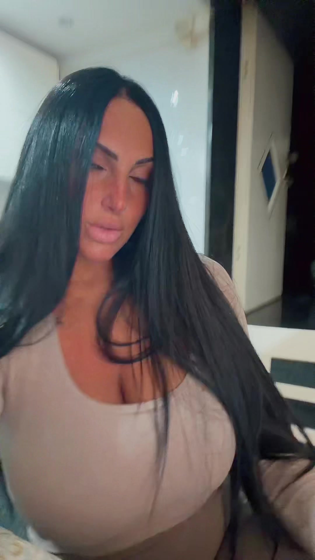@Martina🥀