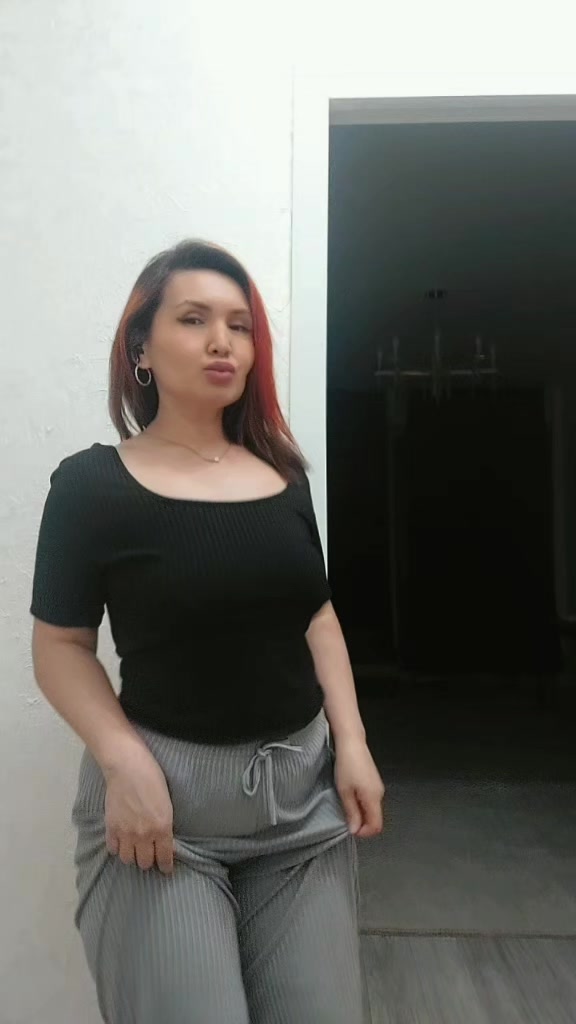 @Аида🥰