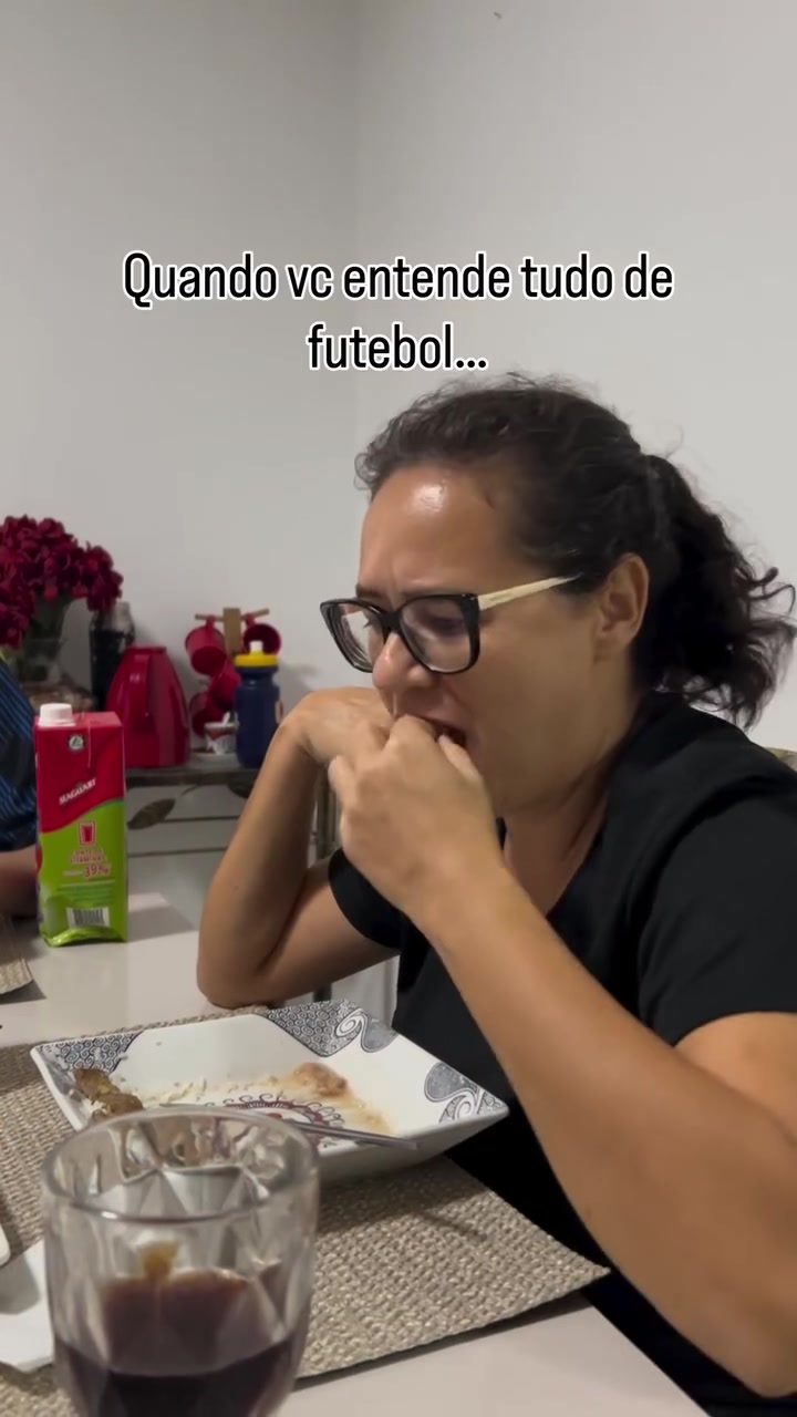 @Tia J&uacute;