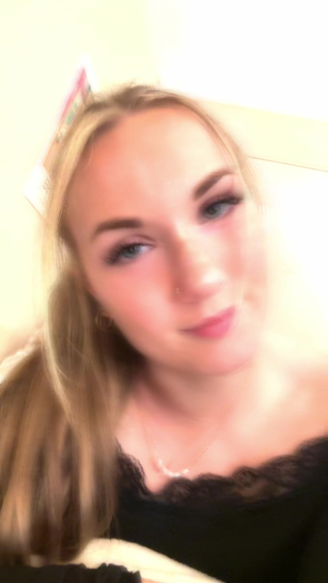 @hannahlybrand