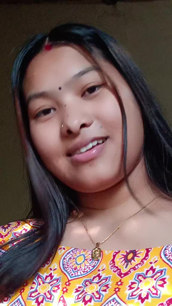 @Miss thapa 💋🤞
