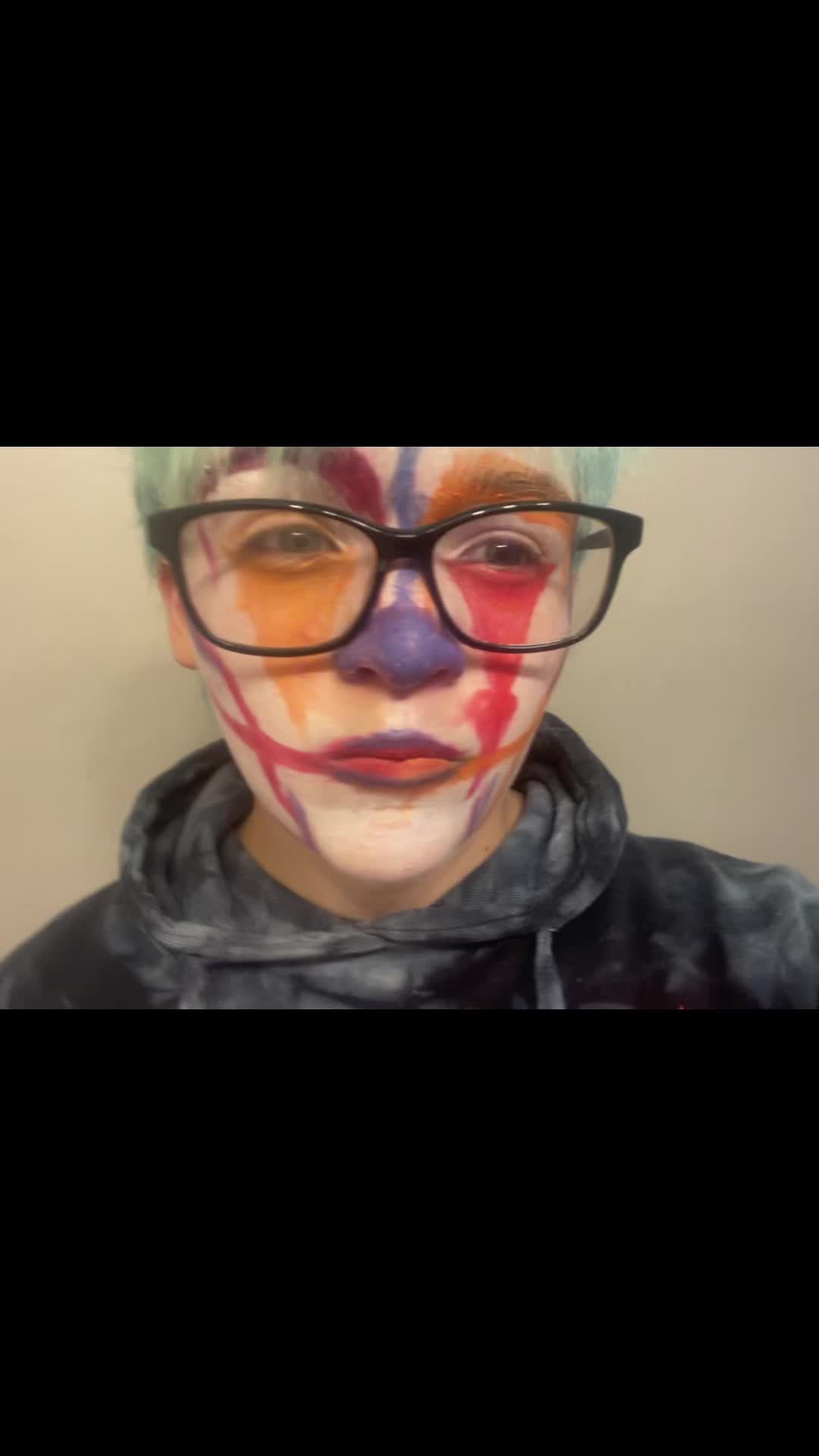 @Tiredboiᶻ 𝘇 𐰁𝘇 𐰁