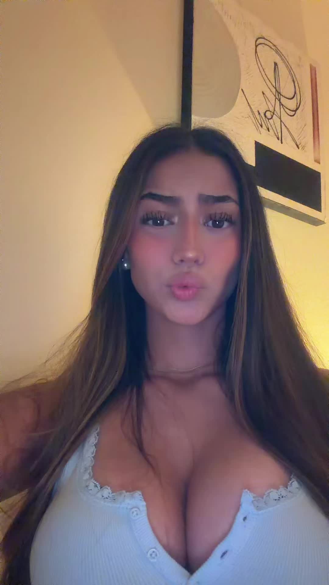 @sophiaartiles_