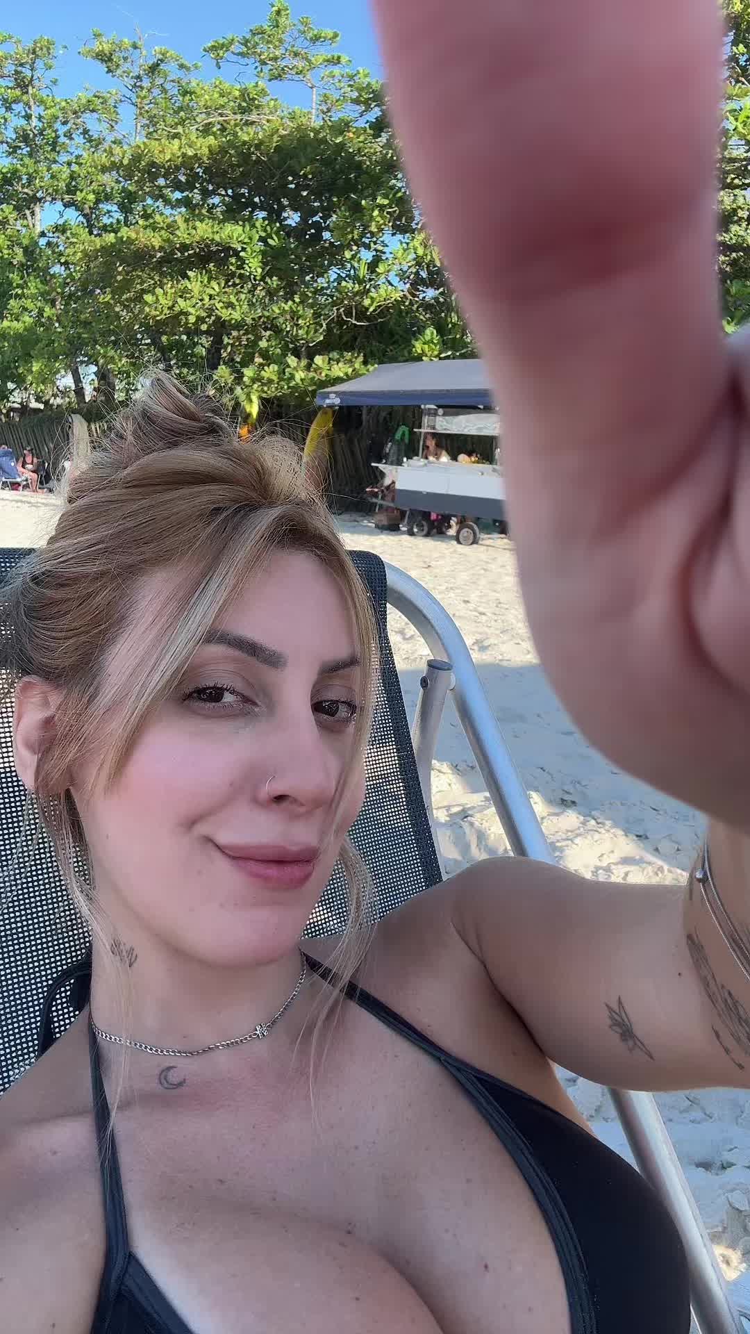 @N&aacute; Uch&ocirc;a