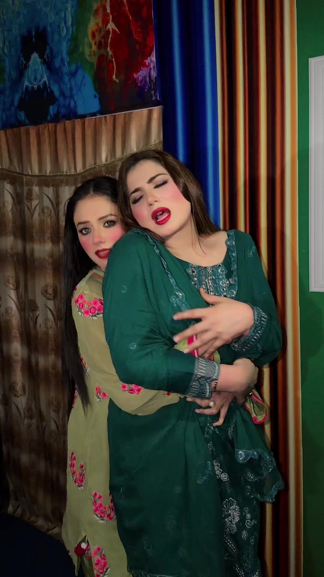 @Nishakhan official