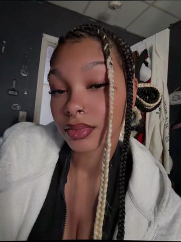 @MsGummii⭐️