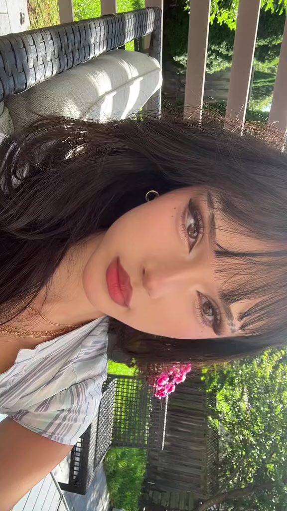 @glow12700