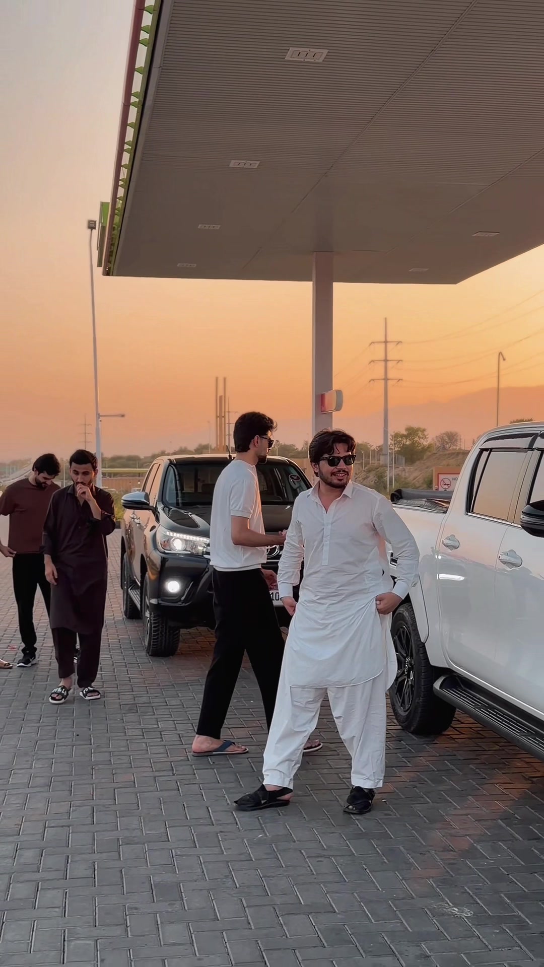 @saqibalikhan111