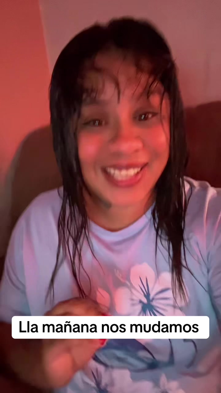 @lalalopez