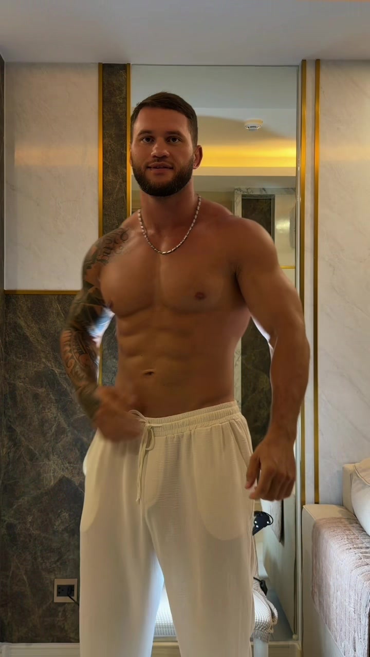 @Alexfitluvx