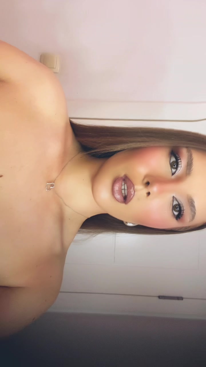 @𝚜𝚊𝚗𝚍𝚛𝚊