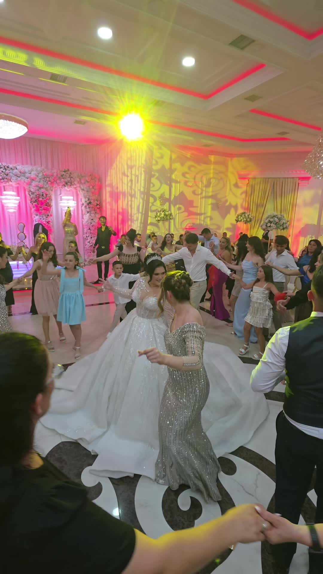 @Wedding Center_vathi