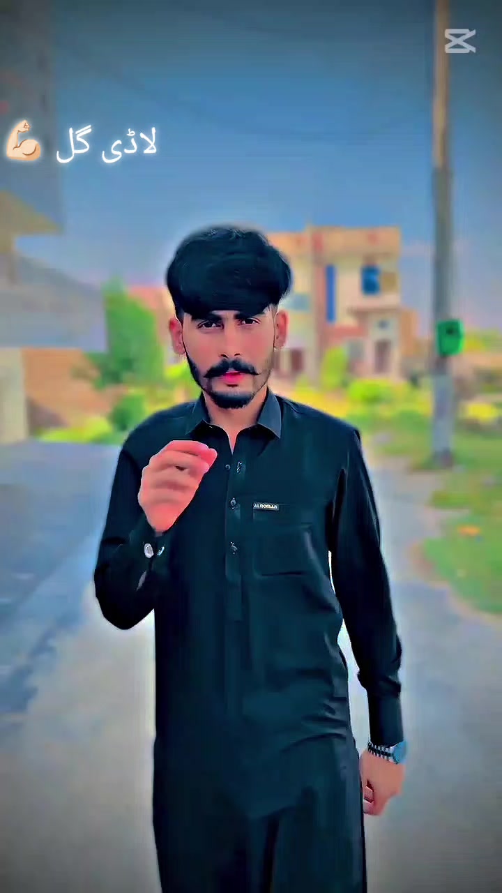 @❓ماں da لاڈلہ LADI 💫❗