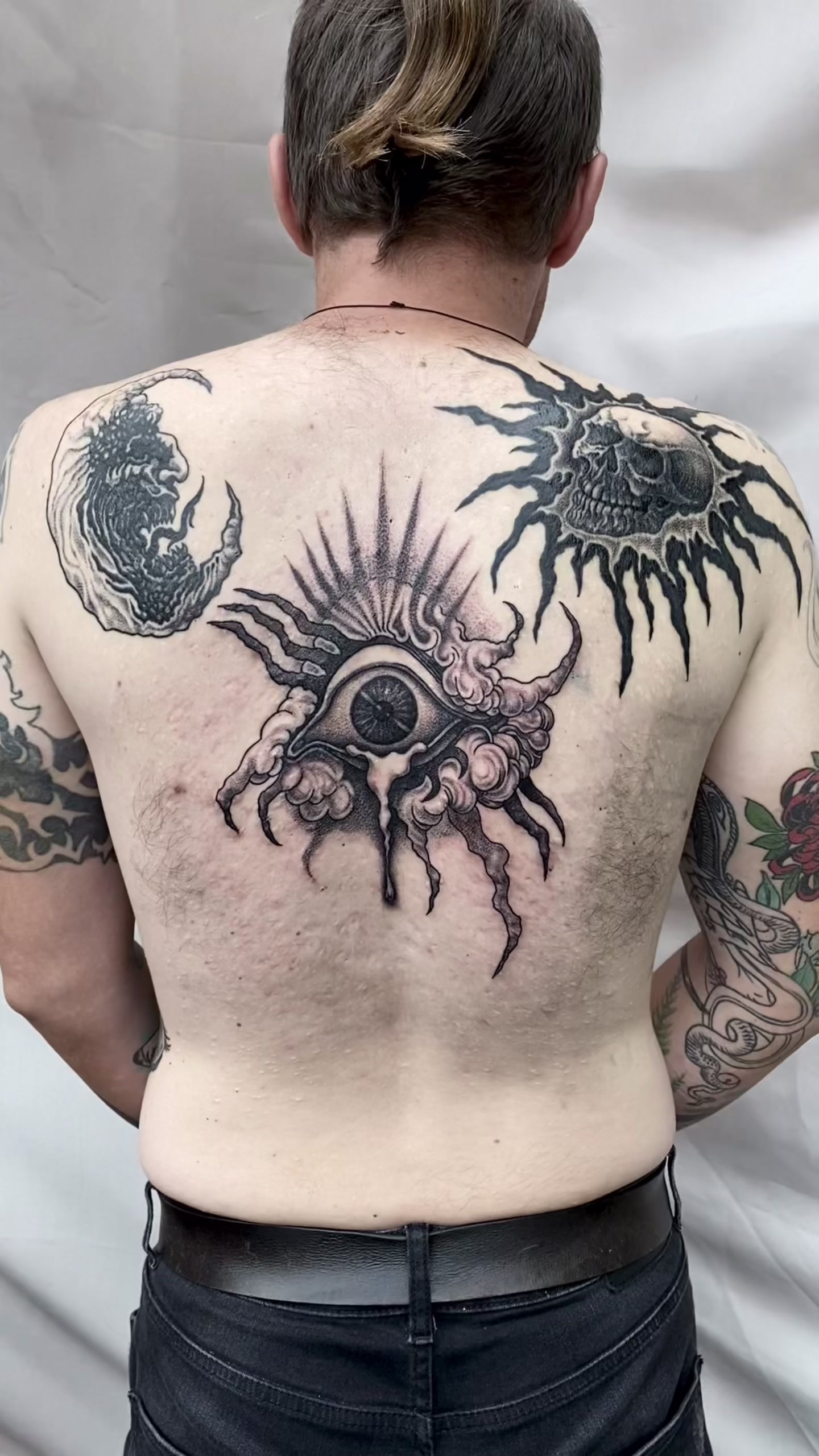 @Vlad_moon_tattoo