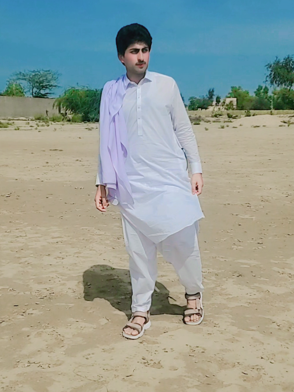 @🇦🇬 UQABI 🇦🇫