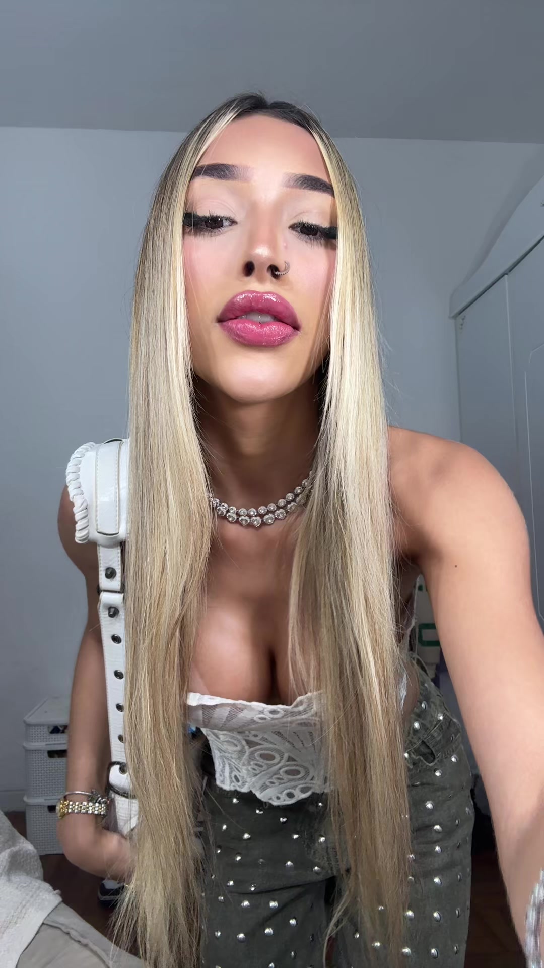 @anamoriim