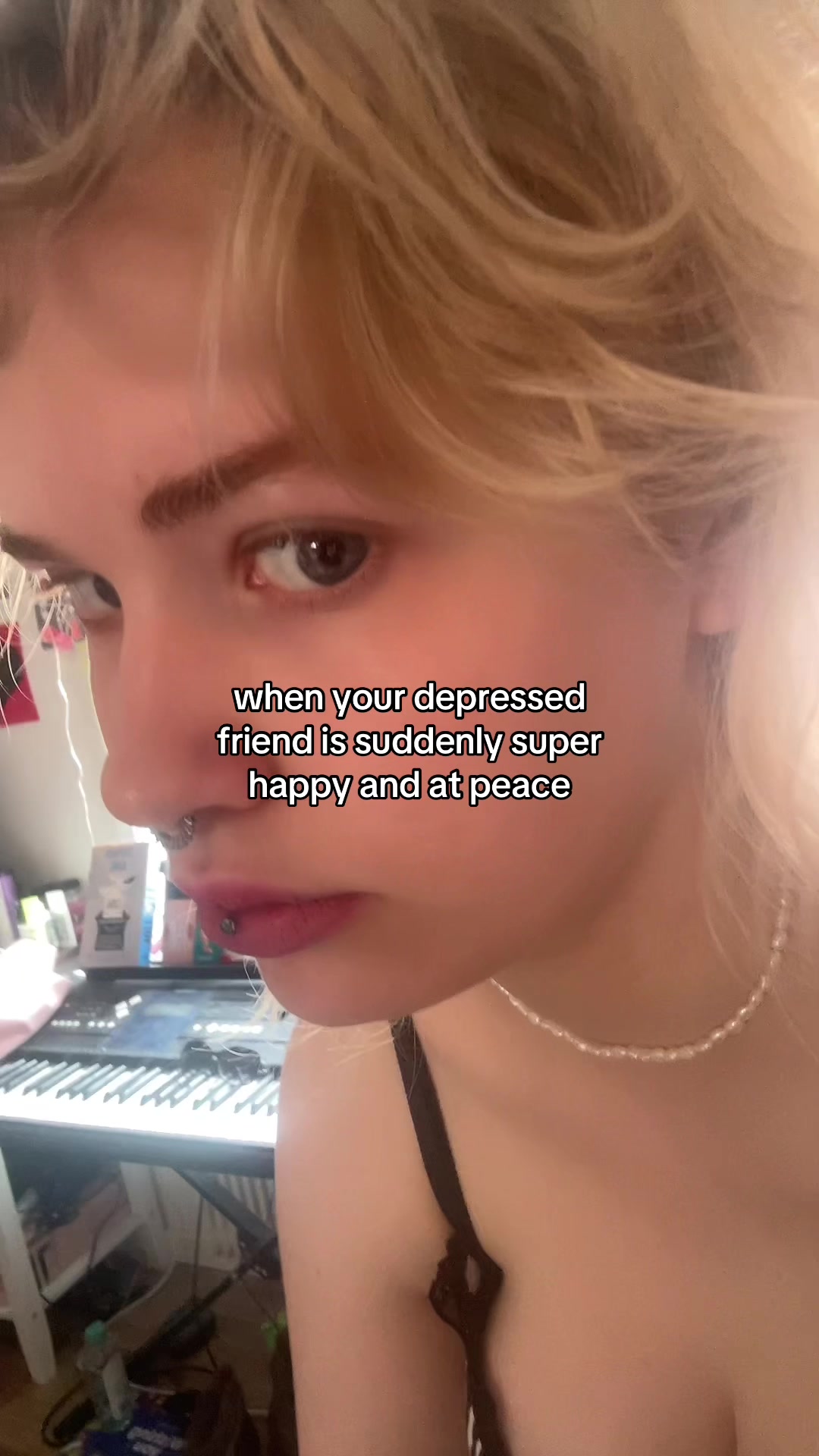 @𝐊𝐥𝐚𝐫𝐚 ☮︎‧₊ ♪˚⊹