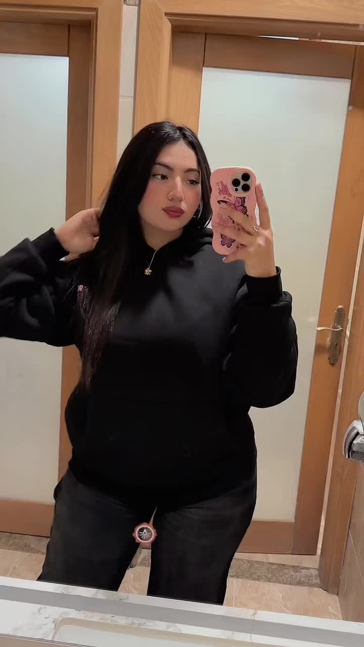 @Essra🇹🇳