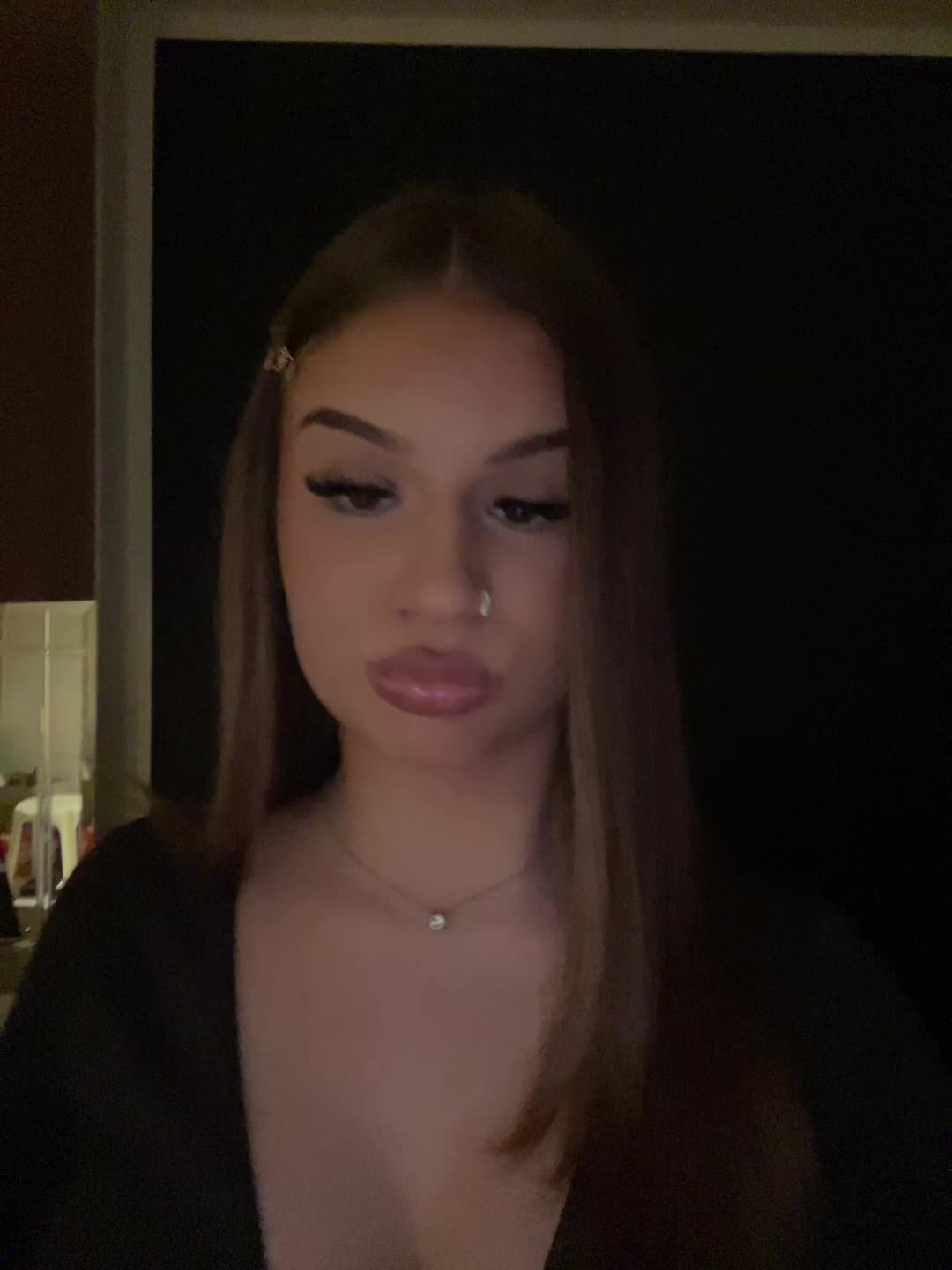 @𝒗𝒆𝒓𝒐𝒏𝒊𝒄𝒂🧿