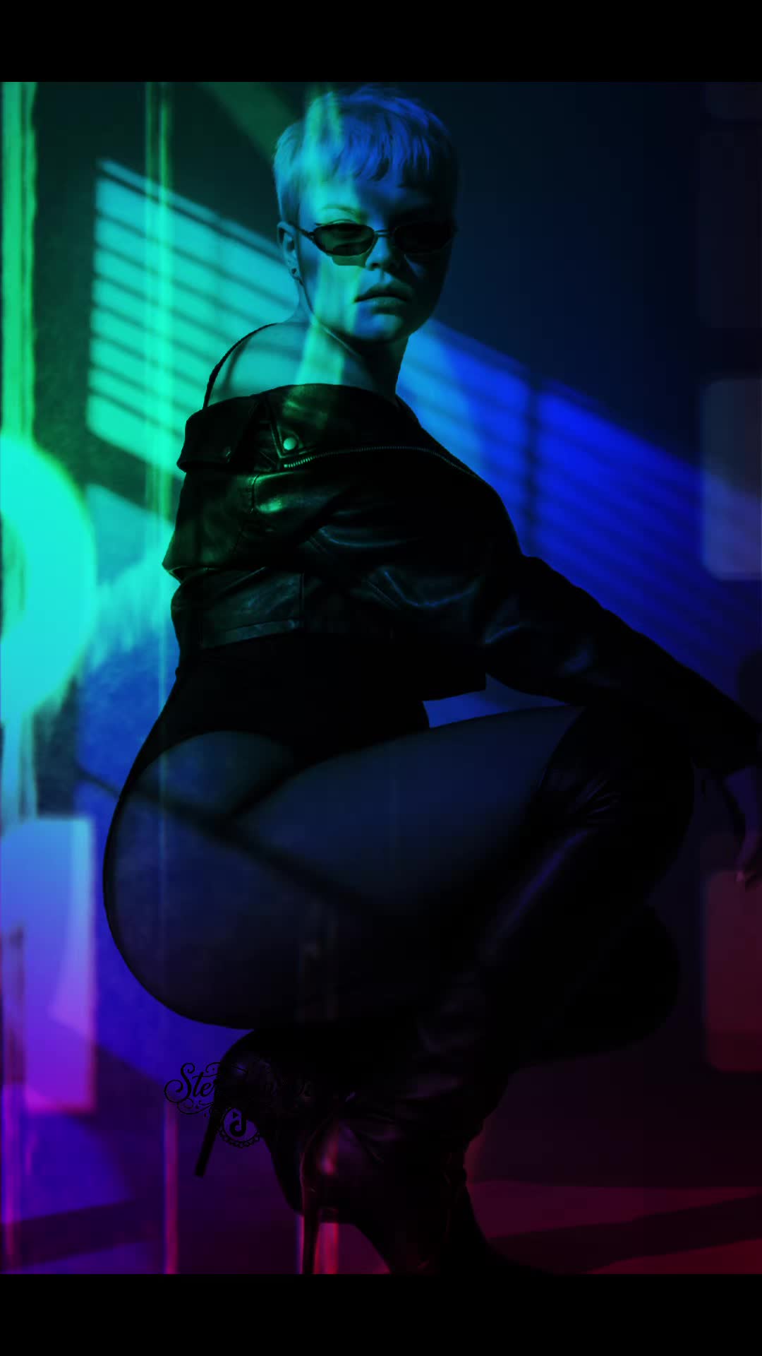 @Itsmedeedee