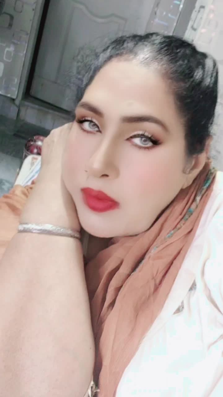 @mummy G 786 Ayesha sandhu