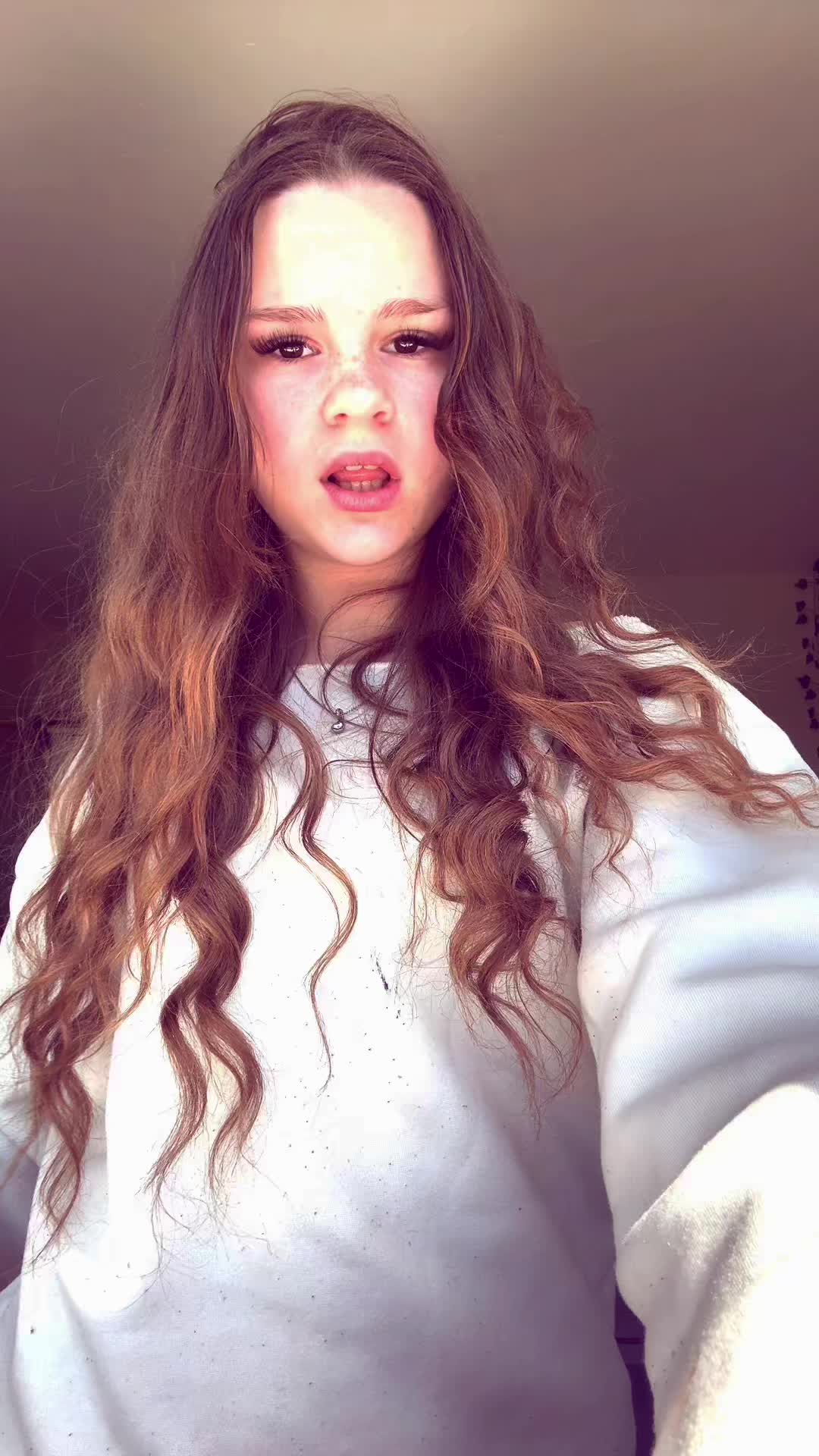 @ℰ𝓂𝒾💍🐣