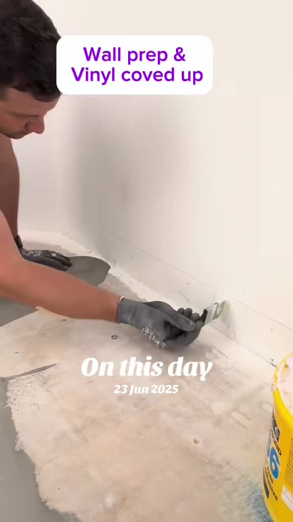 @adrian_maxfloor