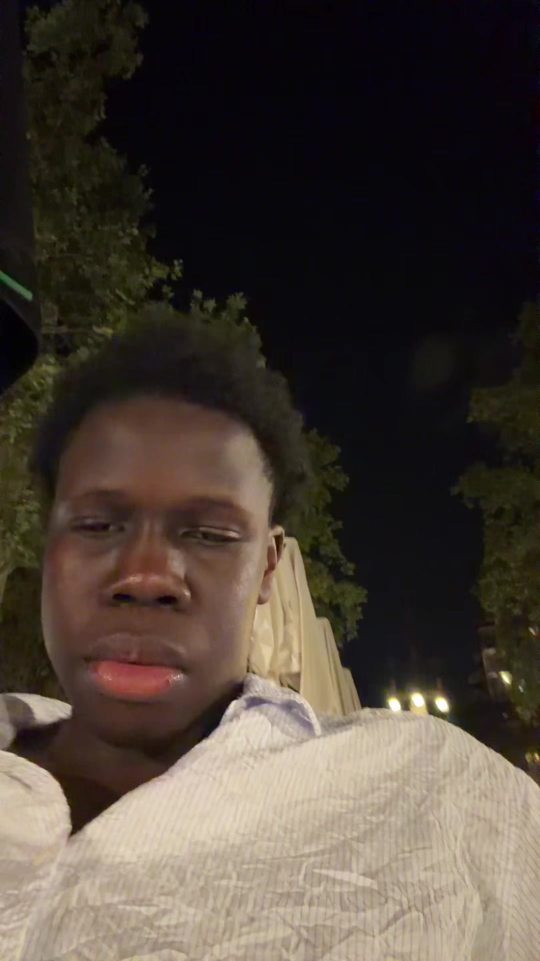 @Mo.