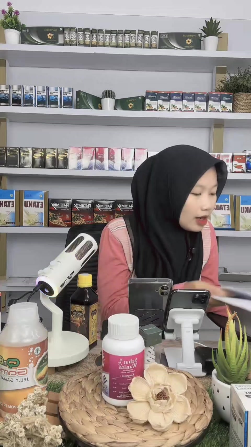 @Mitana Herbal