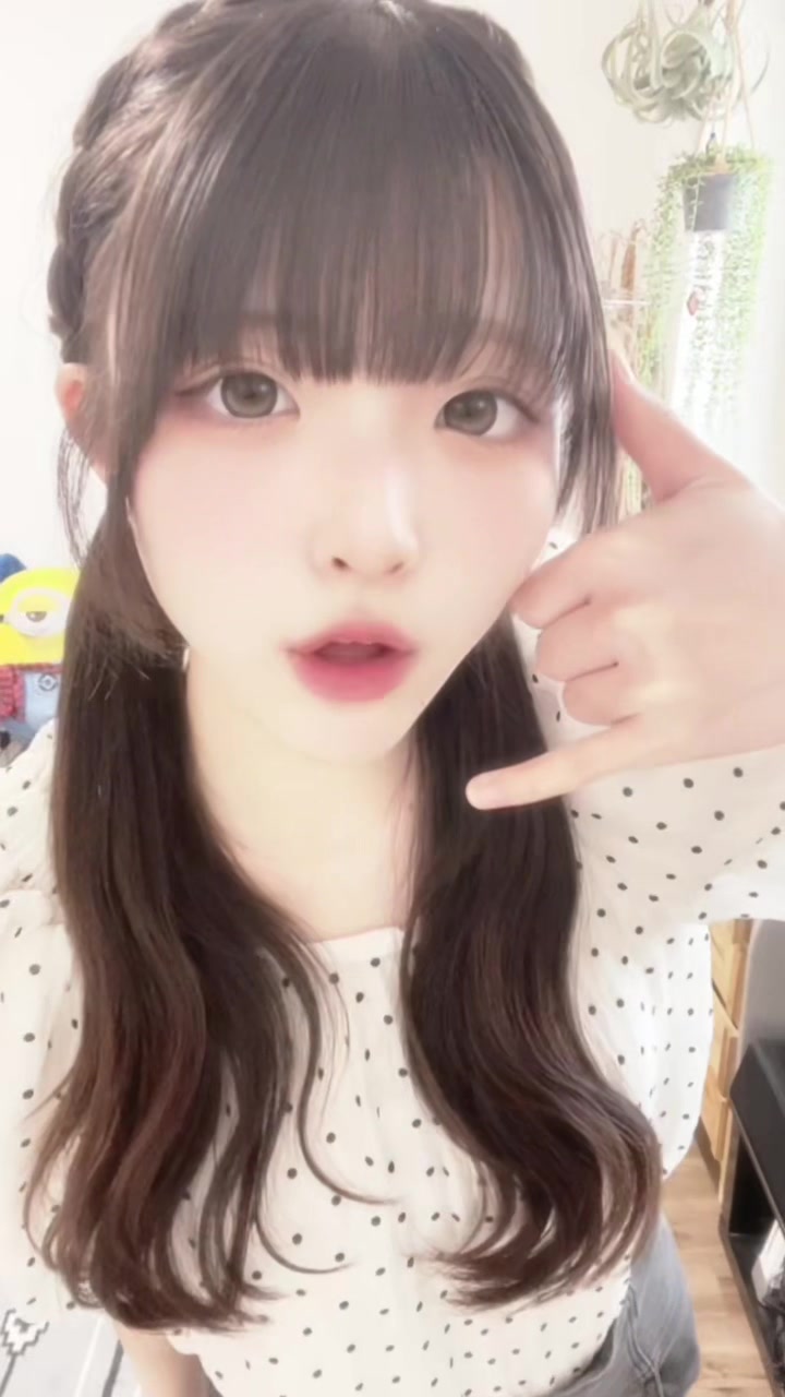 @ゆりな