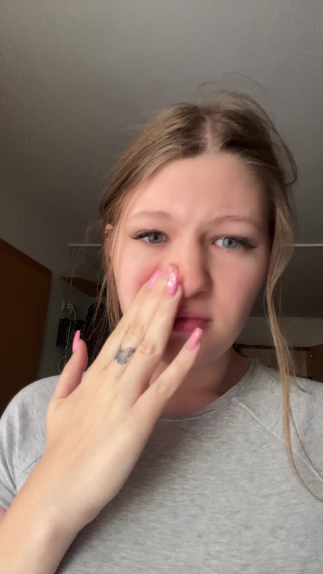 @Karo❤️🤞🏻