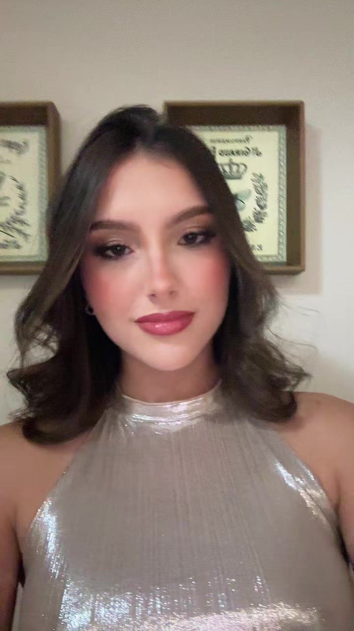 @Ju✨